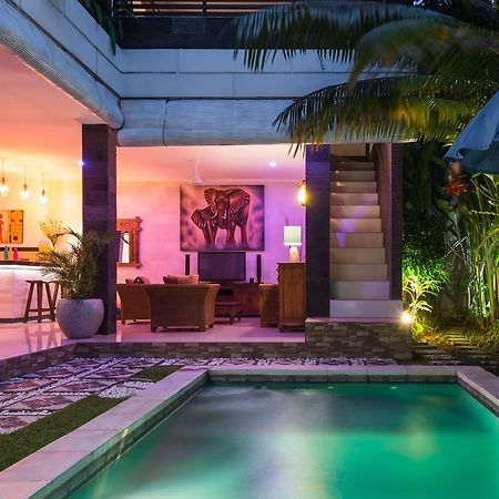 Villa Dewi Seminyak Esterno foto